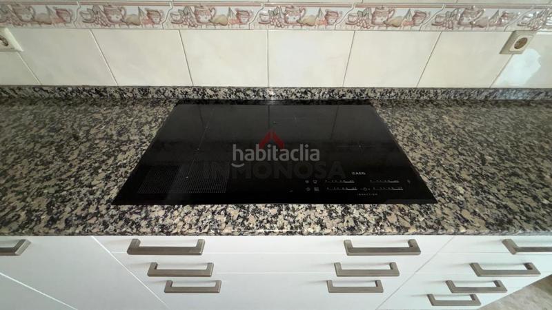 Foto 735e2dff-6dd7-40d1-a5b1-2183027a1bd6. Appartamento con riscaldamento parcheggio in A Gándara Narón