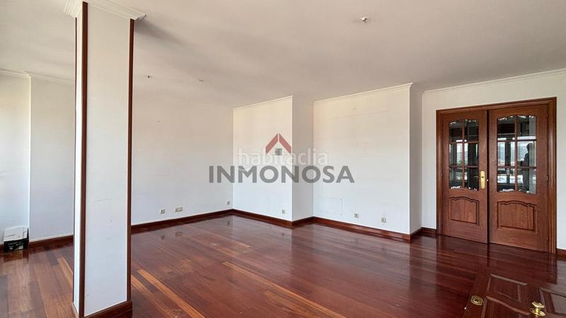 Foto 86db8994-9214-4d5f-9838-9c8eca809624. Appartamento con riscaldamento parcheggio in A Gándara Narón