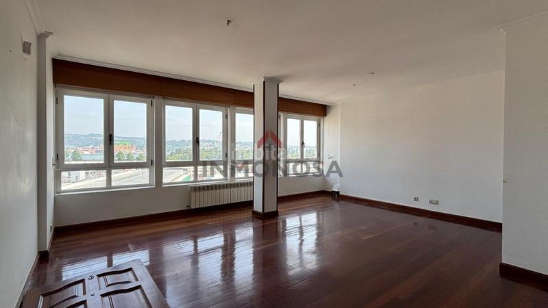 Foto e4293de5-2f4e-42c0-a1ce-529ac7b7a770. Appartamento con riscaldamento parcheggio in A Gándara Narón