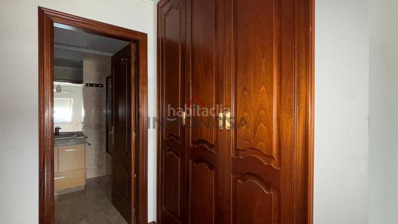 Foto 7ad8e335-c772-44ec-9d61-d5e57d118cd3. Appartement avec chauffage parking dans A Gándara Narón