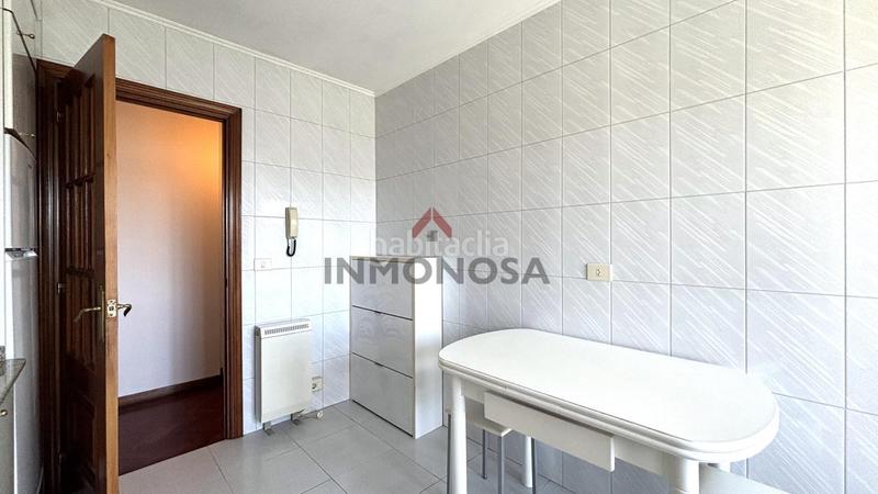 Foto 7d5c9796-7b27-41cc-9586-aac0c5da7af6. Affitto appartamento con riscaldamento parcheggio in Ferrol