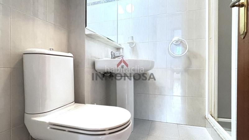 Foto 2e9992dd-0f31-4769-8d05-93559e8288c7. Alquiler piso en Canido Ferrol