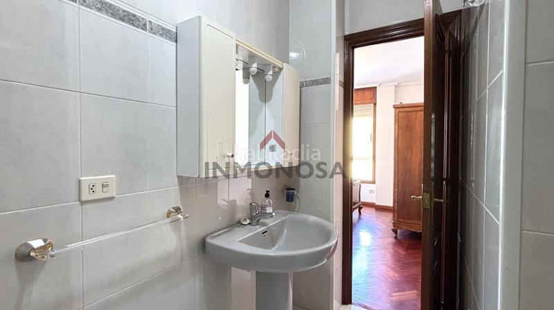 Foto 9ae974da-36d7-4aa0-a8cd-0eb55aad1b5c. Alquiler piso en Canido Ferrol