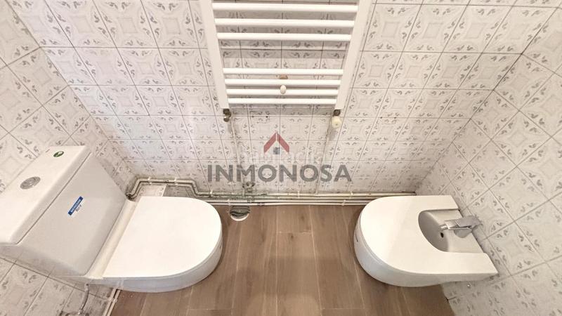 Foto b8f1275b-7bba-40b5-a3f0-34f57a8222a1. Flat with heating in Alto del Castaño Narón