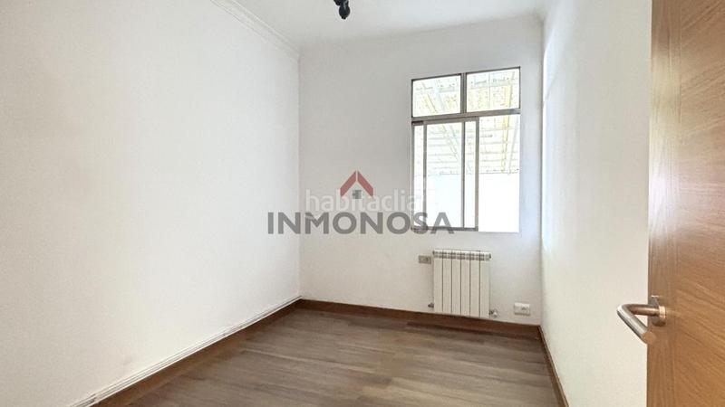 Foto fc82ee79-307a-47af-a730-0b698975ab4f. Flat with heating in Alto del Castaño Narón