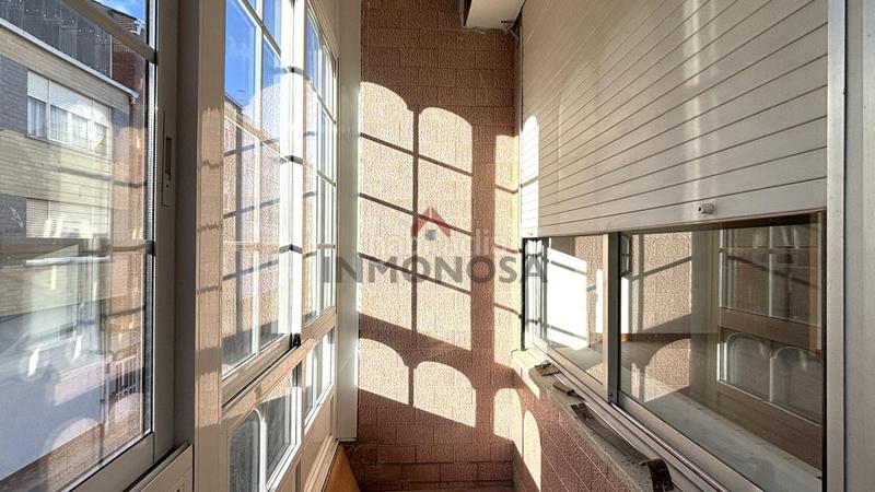 Foto 209d8802-75f2-487b-9fc3-d7e0c9a98929. Piso en Alto del Castaño Narón