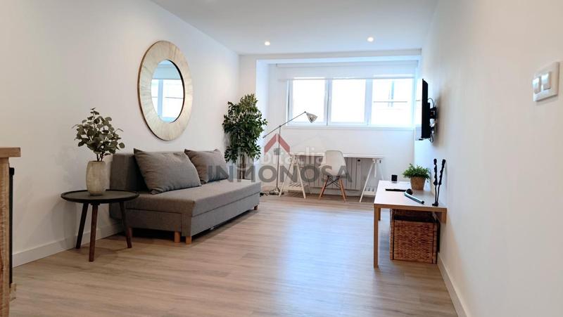 Foto 1a543e08-8fb1-45e4-bcad-dc15f8b6f496. Rent loft with heating in Centro Ferrol