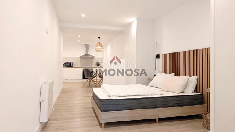 Foto adc62d1d-7649-40db-9320-fed989d037be. Rent loft with heating in Centro Ferrol