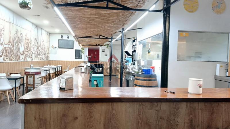 Foto b9608882-487e-4efd-a0fd-e95e155251dd. Local comercial en Centro Ferrol