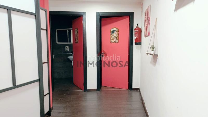 Foto cc9a87d7-eaea-4901-9e8e-3a463bed6b93. Local comercial en Centro Ferrol