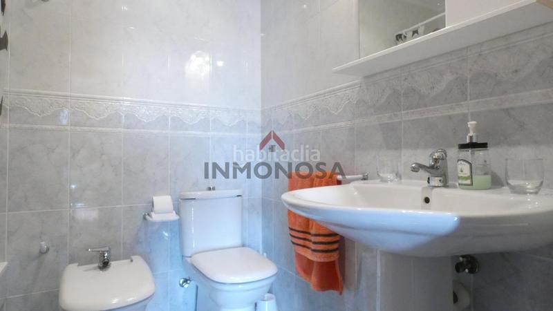 Foto 10611394-3f36-446d-9acd-a3d658f99445. Lloguer pis amb calefacció aparcament a Caranza Ferrol