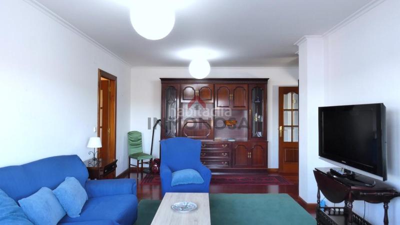 Foto 13577dc2-b4e2-4bb1-9507-bfa342da4e40. Lloguer pis amb calefacció aparcament a Caranza Ferrol