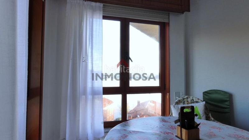 Foto 157d8519-fc19-40e5-a057-be1a8651211f. Lloguer pis amb calefacció aparcament a Caranza Ferrol