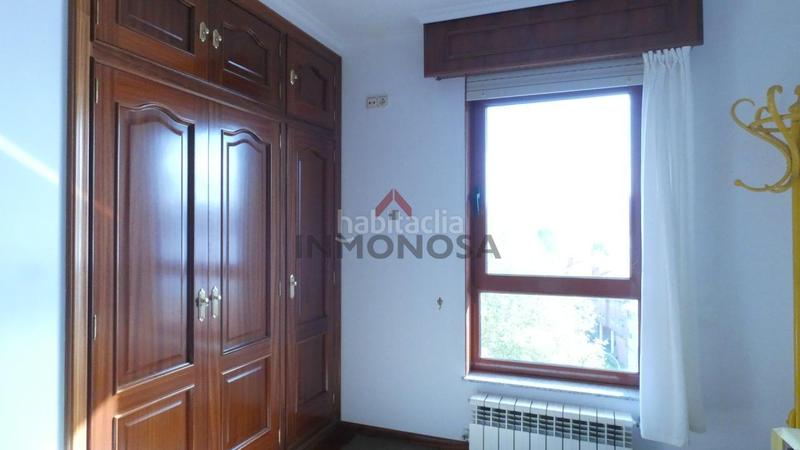 Foto 66adc2c7-f701-4464-a2df-6f3bfcb75b89. Lloguer pis amb calefacció aparcament a Caranza Ferrol