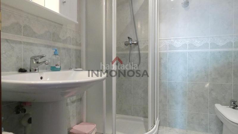 Foto 6909c5b3-fa1c-40f4-b6ef-632fcdb180d9. Lloguer pis amb calefacció aparcament a Caranza Ferrol