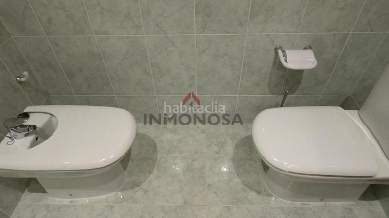 Foto 73e06a28-b68c-49fe-8974-681cb93c1d0e. Lloguer pis amb calefacció aparcament a Caranza Ferrol