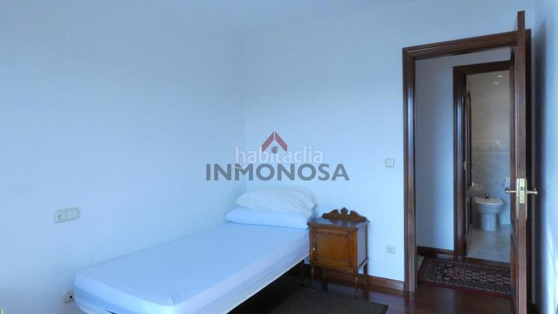 Foto f49d589f-ccd0-48b9-b0e6-b6aa044c6cf5. Lloguer pis amb calefacció aparcament a Caranza Ferrol