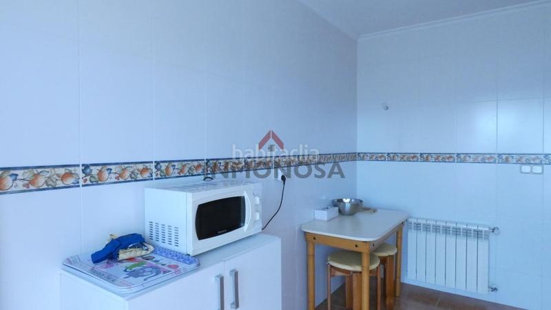 Foto f8147739-9a70-42e1-83c5-c39cfedabb40. Lloguer pis amb calefacció aparcament a Caranza Ferrol