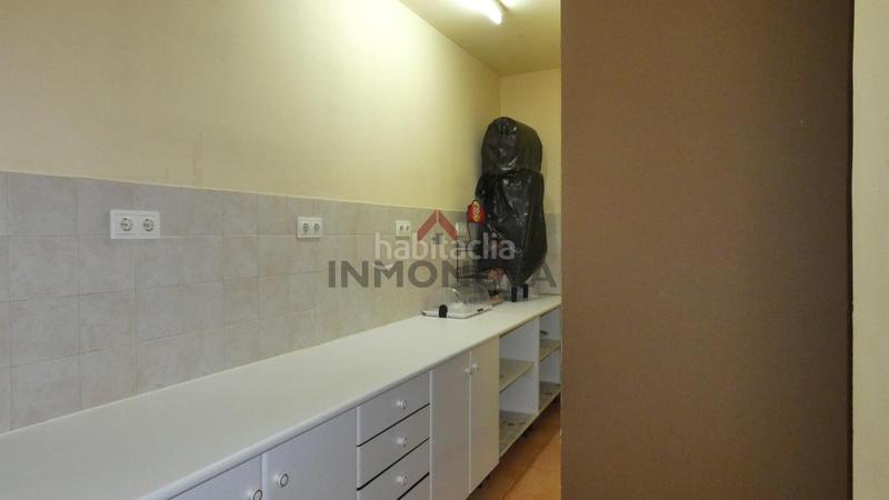 Foto eb2930e3-0b8c-41d3-8437-9fe32831f1d6. Locale commerciale in Canido Ferrol