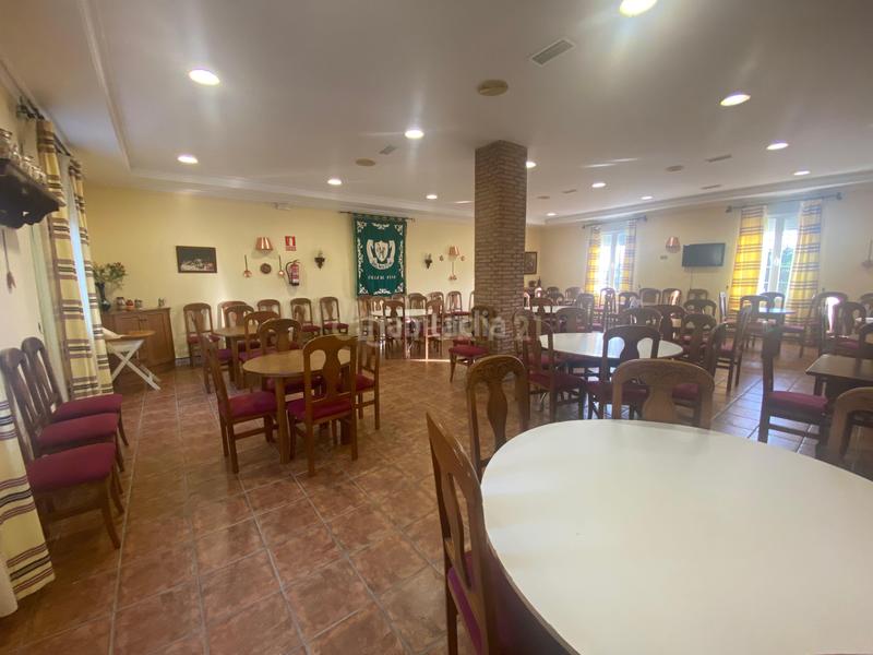Foto 667734df-c594-4426-9f6c-f4eb2b11c879. Edificio en Alía