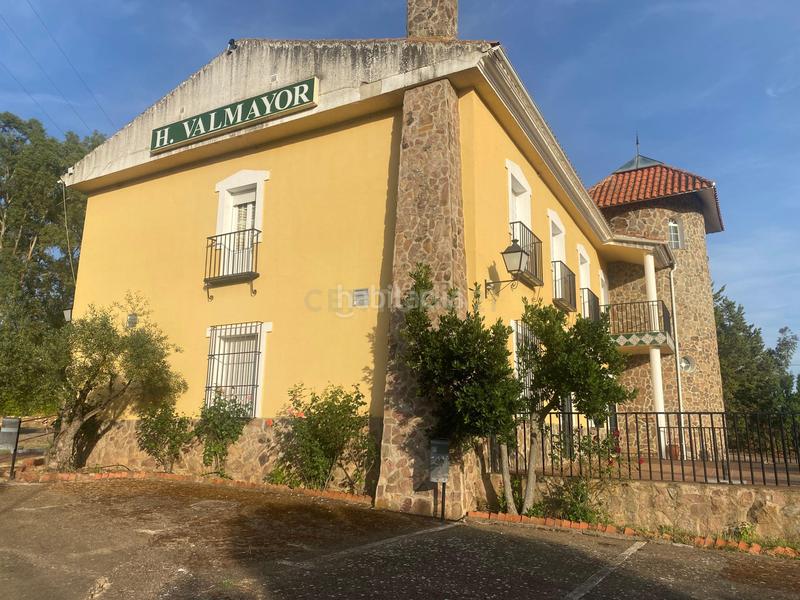 Foto 8768d5c0-b135-483e-97b1-e47594d70f94. Edificio en Alía