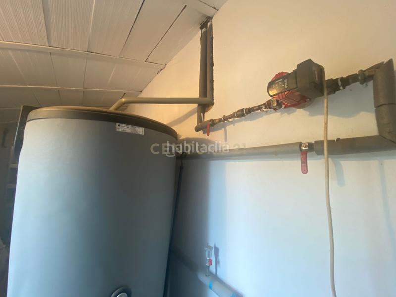 Foto d0e25fef-1cac-4dfe-bd27-d98687c7cb7d. Edificio en Alía