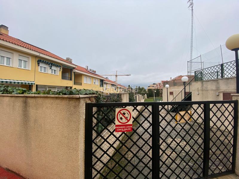 Foto 638b443b-dc5d-4fbb-bf34-8638c9e634c8. Xalet a moreras 56 a Foso-Moreras Aranjuez