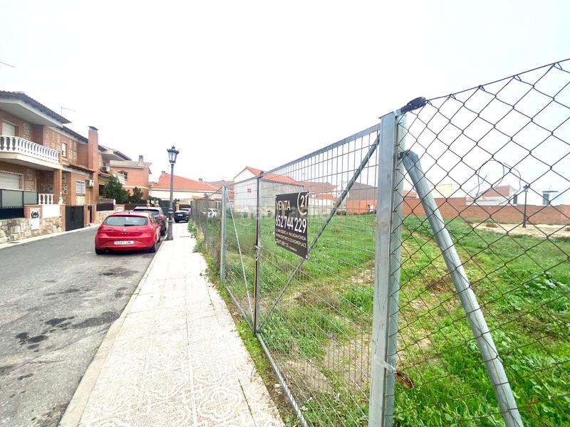 Foto 0d71a415-a505-4d98-9695-cd5c745eaec5. Terreny residencial a huerto 4 a Ugena