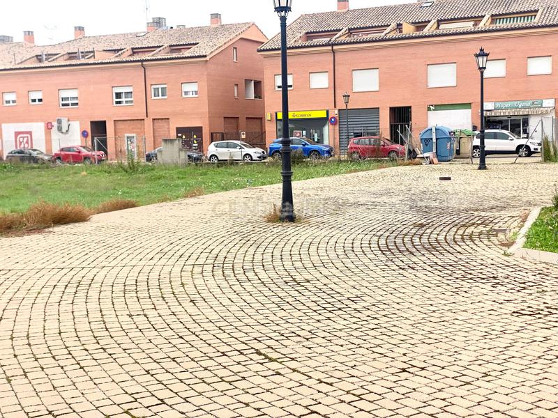 Foto 57d479d1-38f4-48e2-a5d7-d2203cd02b4a. Terreny residencial a huerto 4 a Ugena