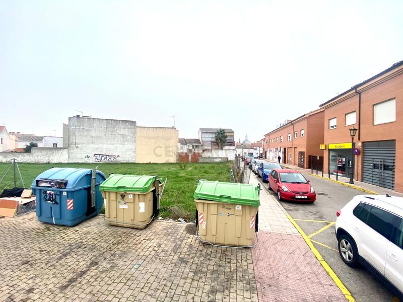 Foto d7e0fb76-8950-4455-a387-209129f71165. Terreny residencial a huerto 4 a Ugena