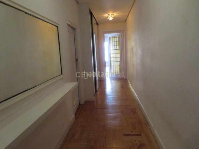 Foto f575acaf-2398-4165-81b4-a8fff08dd872. Miete etagenwohnung in amado nervo 4 in Niño Jesús Madrid