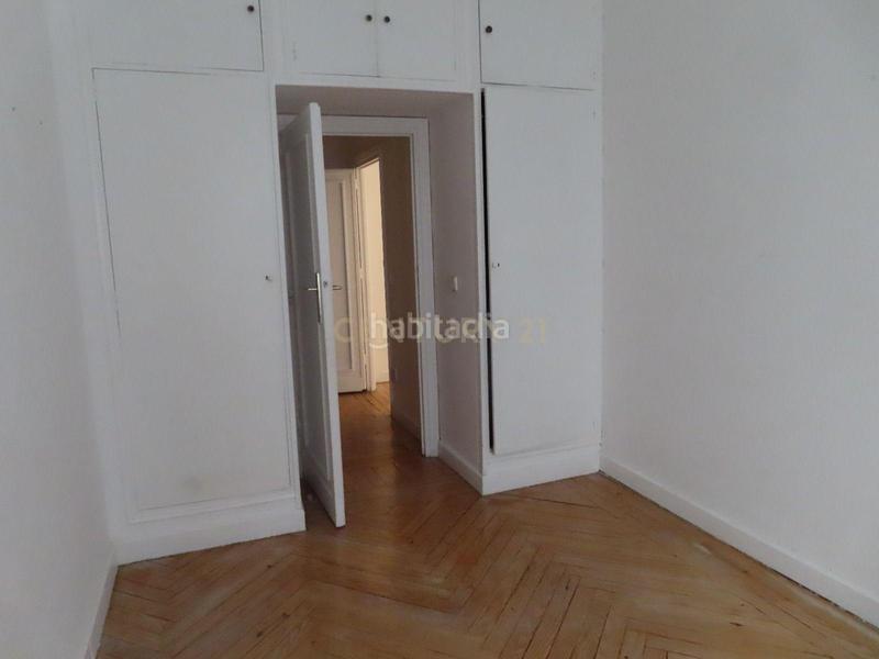Foto 715c3d49-06a6-436b-ae8c-689a3370d38c. Rent flat in amado nervo 4 in Niño Jesús Madrid