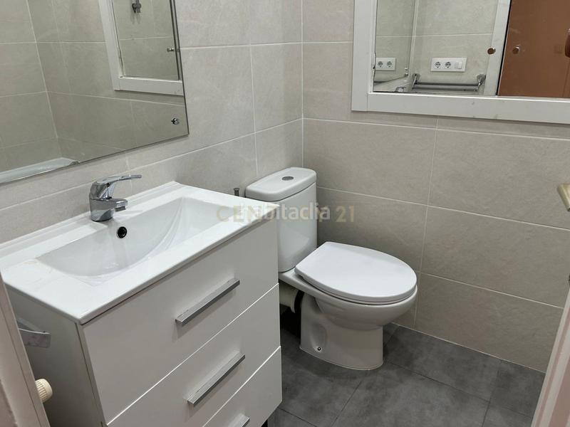 Foto 9cbb4c2b-bda4-4fcf-9dd0-f577586cc0e3. Rent flat in amado nervo 4 in Niño Jesús Madrid