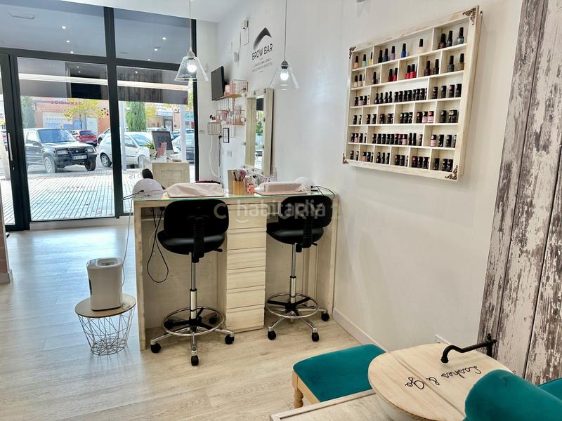 Foto 87d6a749-a8fe-4f2a-99e0-a1ca58b4bf06. Traspaso local comercial en isabel de farnesio 25 traspaso de franquicia en Boadilla del Monte