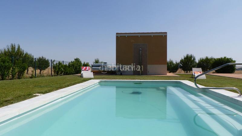Foto 2b71d493-31fb-4c66-b47e-46ff842d7199. Casa amb aparcament piscina a Sigeres
