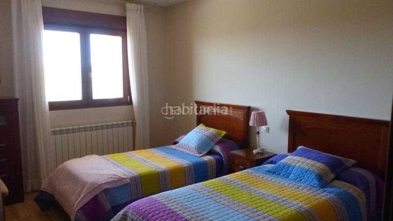 Foto 2c439714-41d7-4cc9-80ce-7a08c71a3ea0. Casa amb aparcament piscina a Sigeres