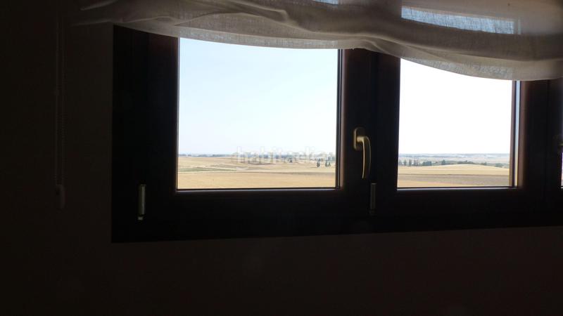 Foto 3bb2f380-d832-475e-873c-ac4874e509f9. Casa amb aparcament piscina a Sigeres