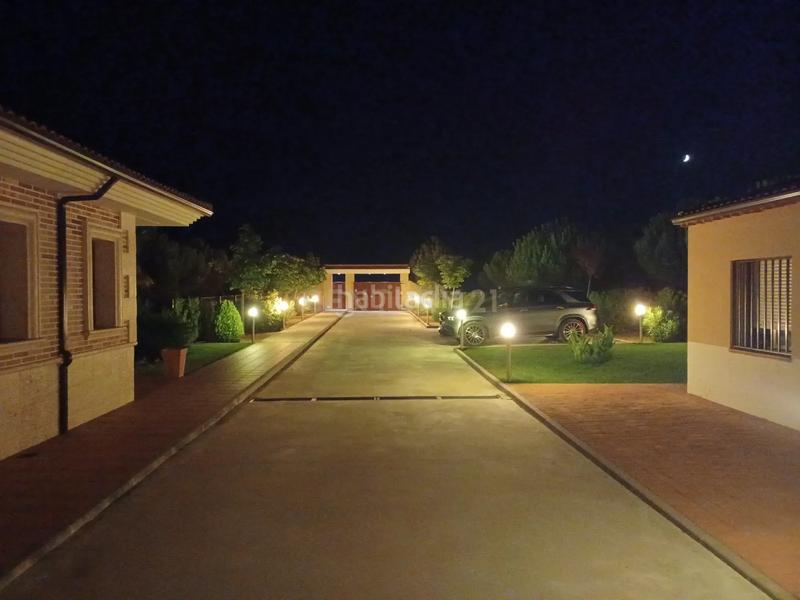 Foto 582783f9-eaf0-40e6-bf0f-b5908383e315. Casa amb aparcament piscina a Sigeres