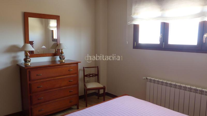 Foto 63b6bde0-b890-4a72-8a6e-b9f5550eb9f3. Casa amb aparcament piscina a Sigeres