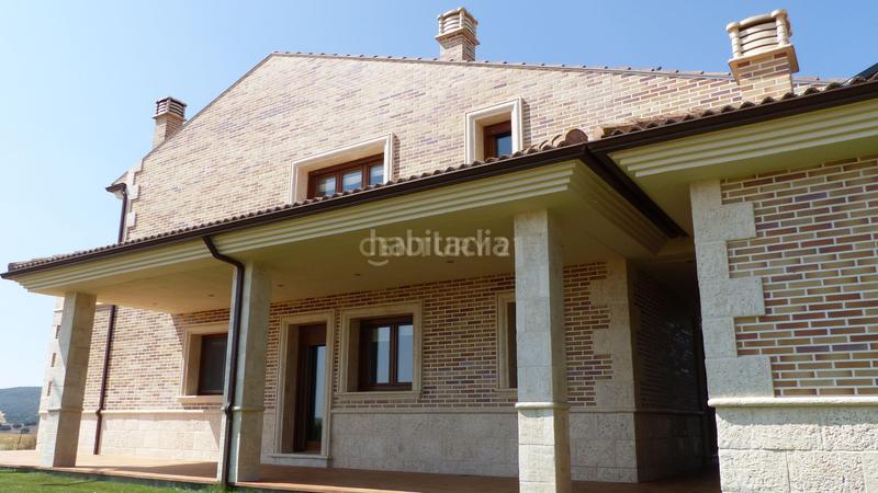 Foto 719aa3d4-1d26-46f5-a020-8403aaa7dddf. Casa amb aparcament piscina a Sigeres