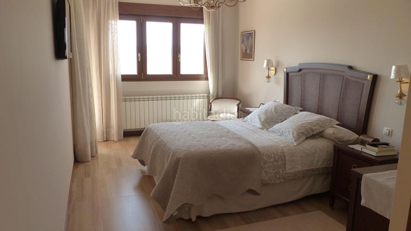 Foto 8af20de5-9dbb-43cd-bab3-8fb68623fd84. Casa amb aparcament piscina a Sigeres