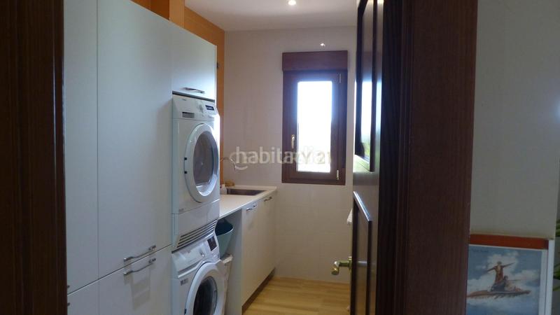 Foto 9e7a5768-7d6e-4ddf-935b-14d629f69d29. Casa amb aparcament piscina a Sigeres