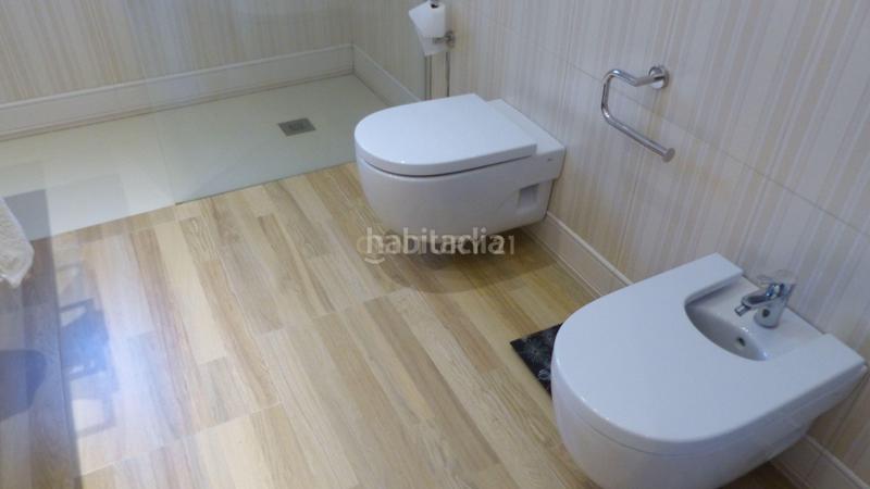 Foto a7ad329f-6d11-49da-938a-b3240f3498b8. Casa amb aparcament piscina a Sigeres