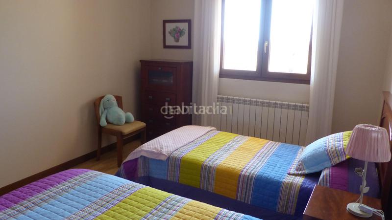 Foto ac65edc2-1afb-402d-a09f-956cd363d8eb. Casa amb aparcament piscina a Sigeres