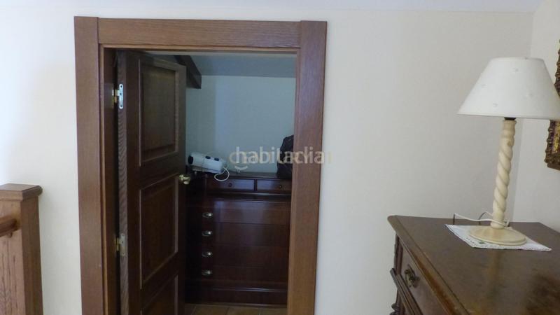 Foto b28a9a40-7e45-44b8-89dd-1b78974c9795. Casa amb aparcament piscina a Sigeres