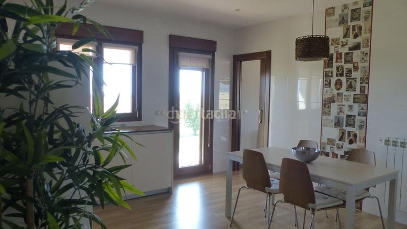 Foto c8425c6a-276e-4147-b777-ace5d828c22b. Casa amb aparcament piscina a Sigeres