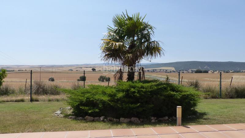 Foto d7f1efac-db96-4bee-8ad5-86273190bd5f. Casa amb aparcament piscina a Sigeres