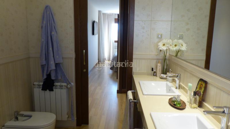 Foto edf881c4-bbf4-4465-b84a-4342f485893a. Casa amb aparcament piscina a Sigeres