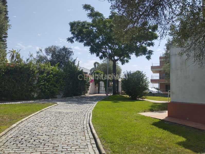 Foto b4f6b238-9bd8-45cd-be3e-78618de9d7f2. Casa in cl alcazar 10 Espartinas (sevilla) in Colegio Europa Espartinas