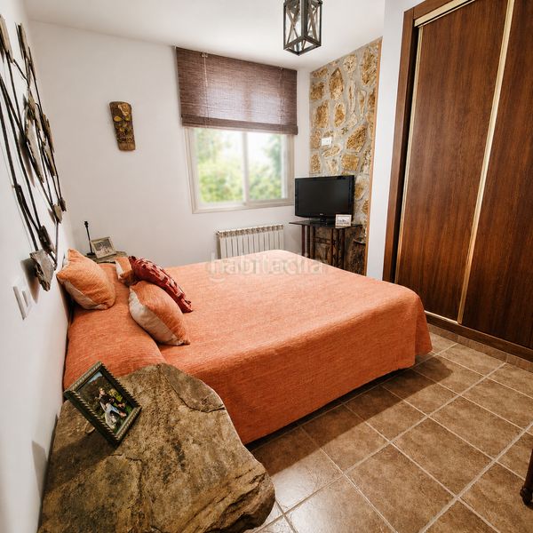 Foto 034365cf-b451-4e7a-a76c-ba4a481912aa. Casa a Erustes